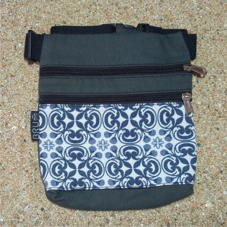 Sac ceinture A25 modèle Kauai deux poches baroque.