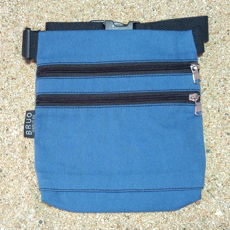 Sac ceinture bleu A31 modèle Kauai deux poches.