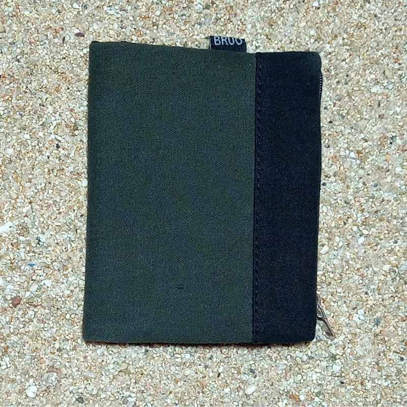 Old Unisex Khaki wallet, TEXEL.