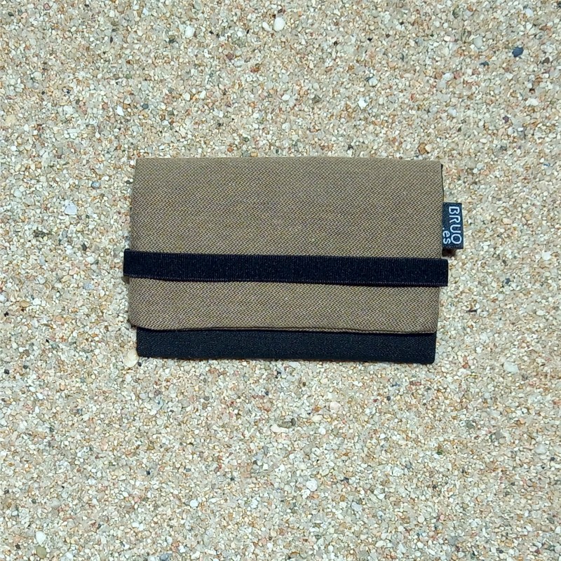 Guadalupe card holder & coin purse. Taupe...