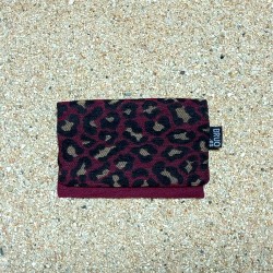 Porte-cartes et porte-monnaie Guadalupe. Léopard grenat,...