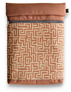 Laptop sleeve, "laberint" terracota – BARBADOS