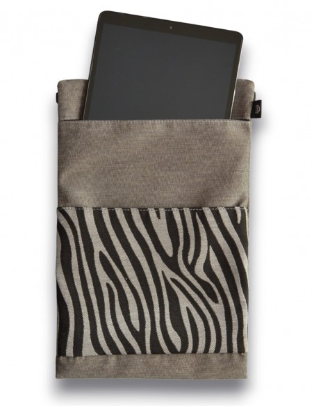 Tablet sleeve, "cebra" grey – CAIMAN