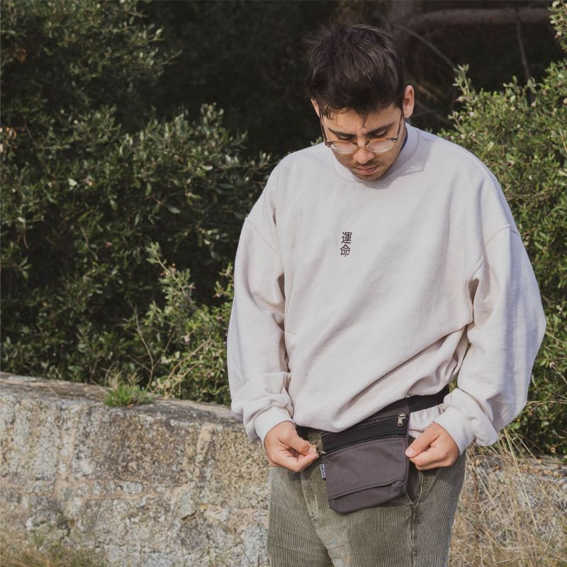 Riñonera Kauai 2 Gris oscuro liso hecha en...